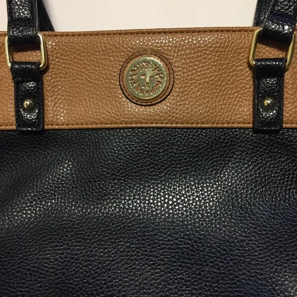 Anne Klein Handbag - Picture 2 of 8